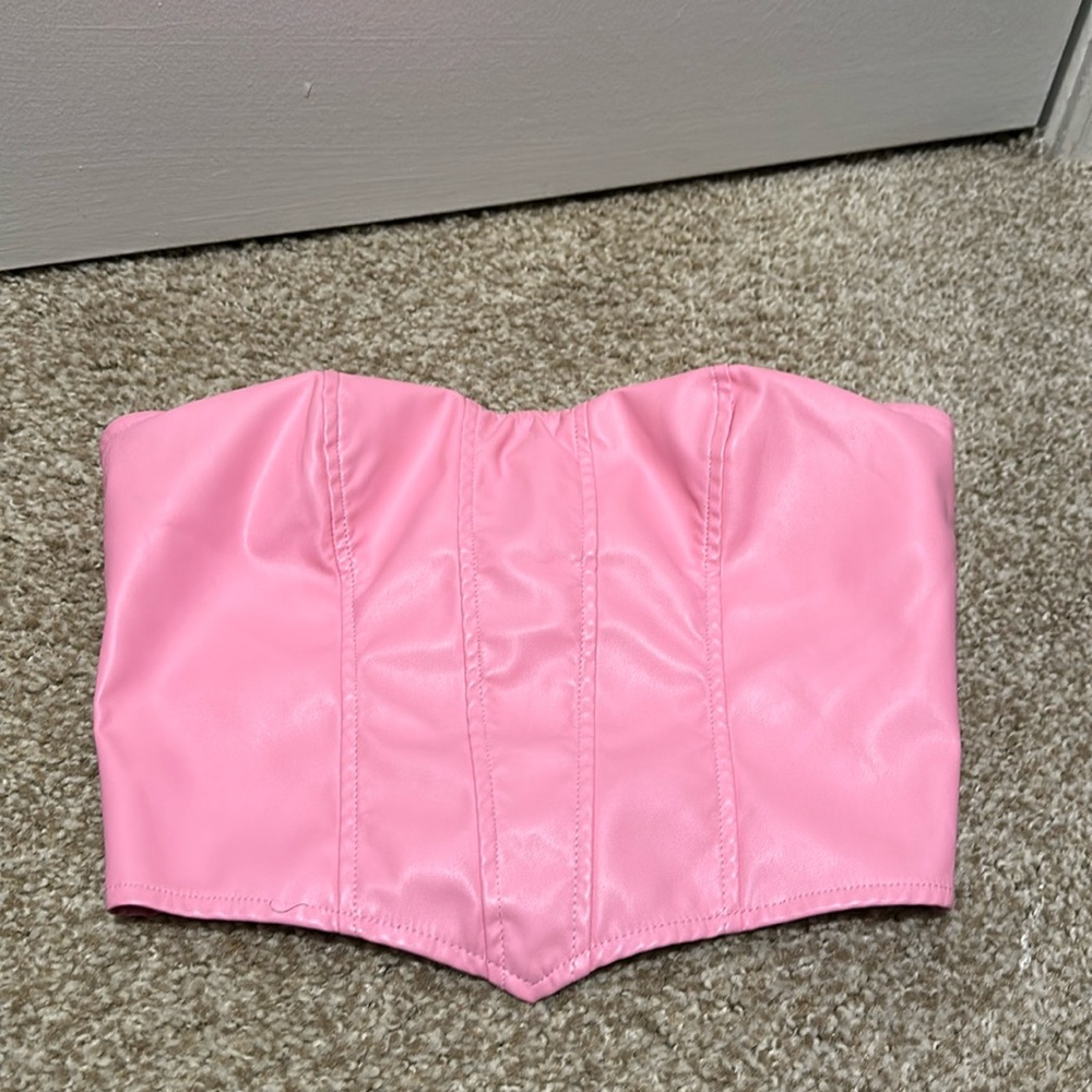 Pink zip up top